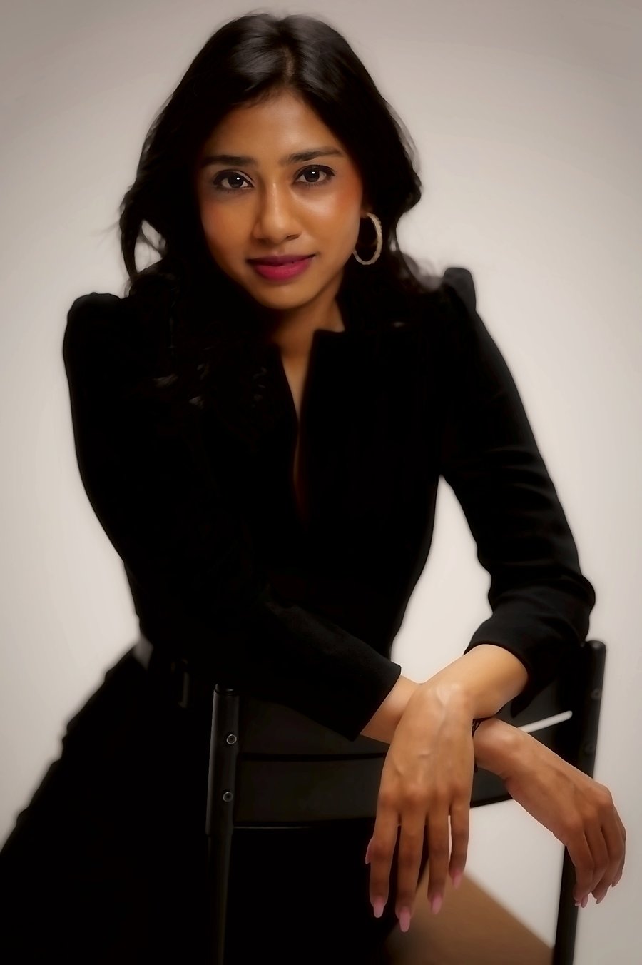 Ash Bala, seated portrait